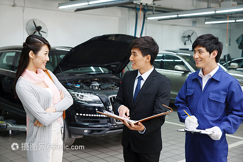 一輛車與一個握手——當青年女銷售遇上企業(yè)高管